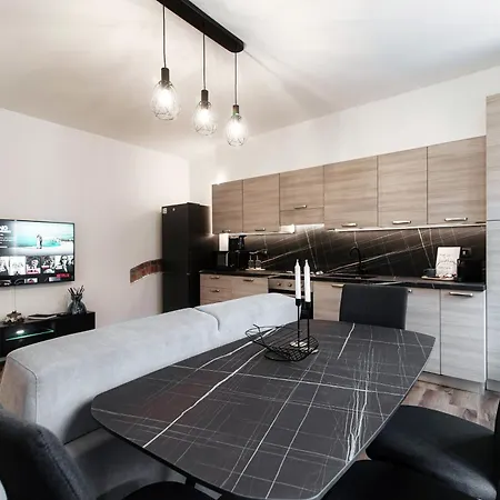 Dalia - By The House Of Travelers Apartment Como