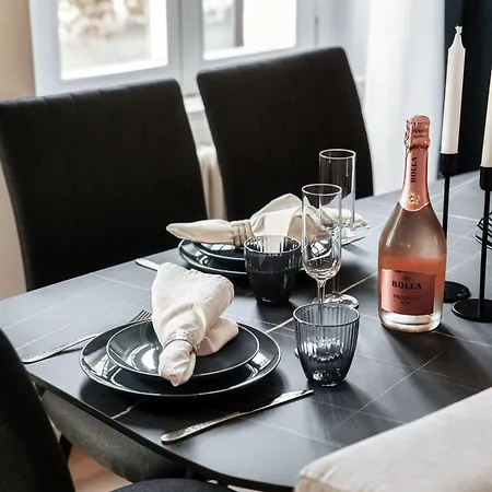 Apartment Dalia - By The House Of Travelers *