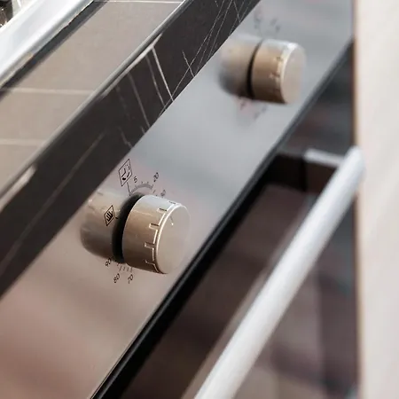 Apartment Dalia - By The House Of Travelers Como