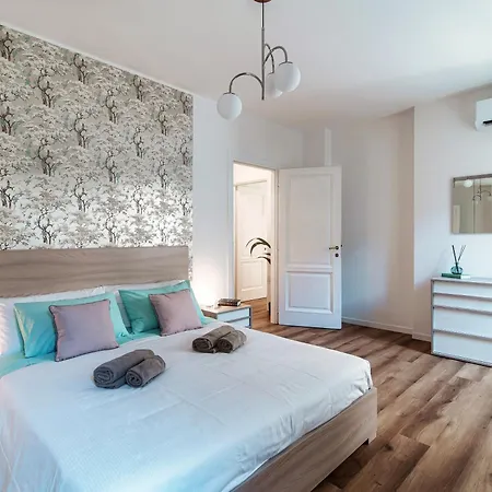 Apartment Dalia - By The House Of Travelers